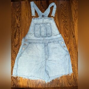 Gap light denim overall shorts - Large